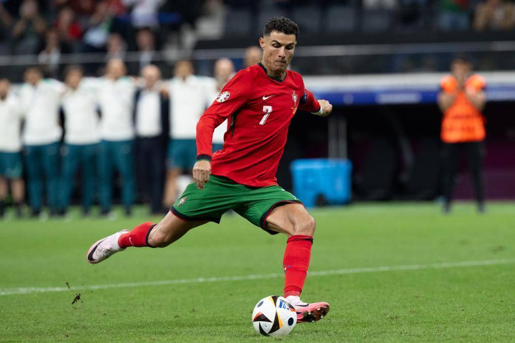 迫使对手犯 迫使对手犯