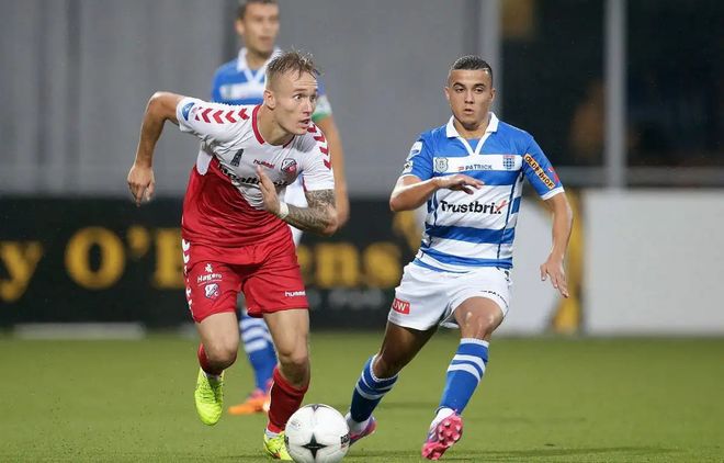 但她的表现 但她的表现