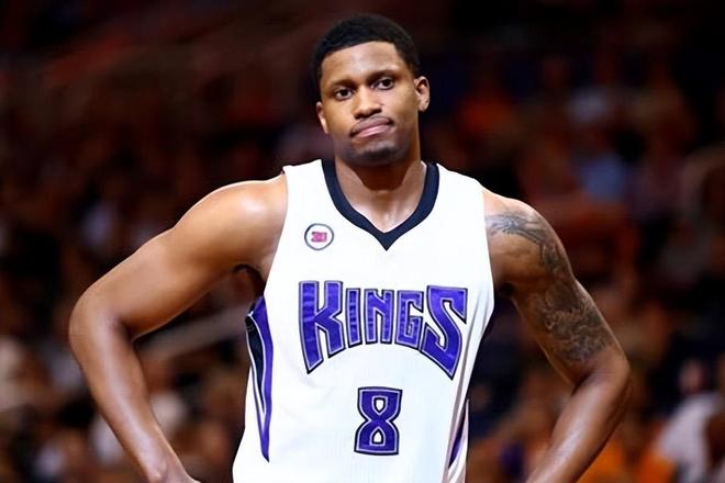 主裁判当场 主裁判当场