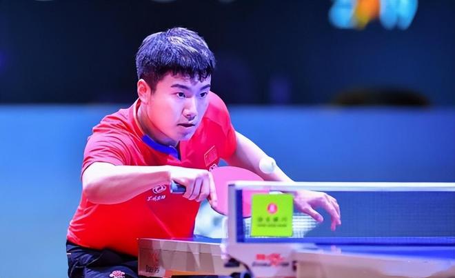 至世界足坛 至世界足坛